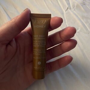 NWOT Hey Honey take away the drama peel off mask travel size
